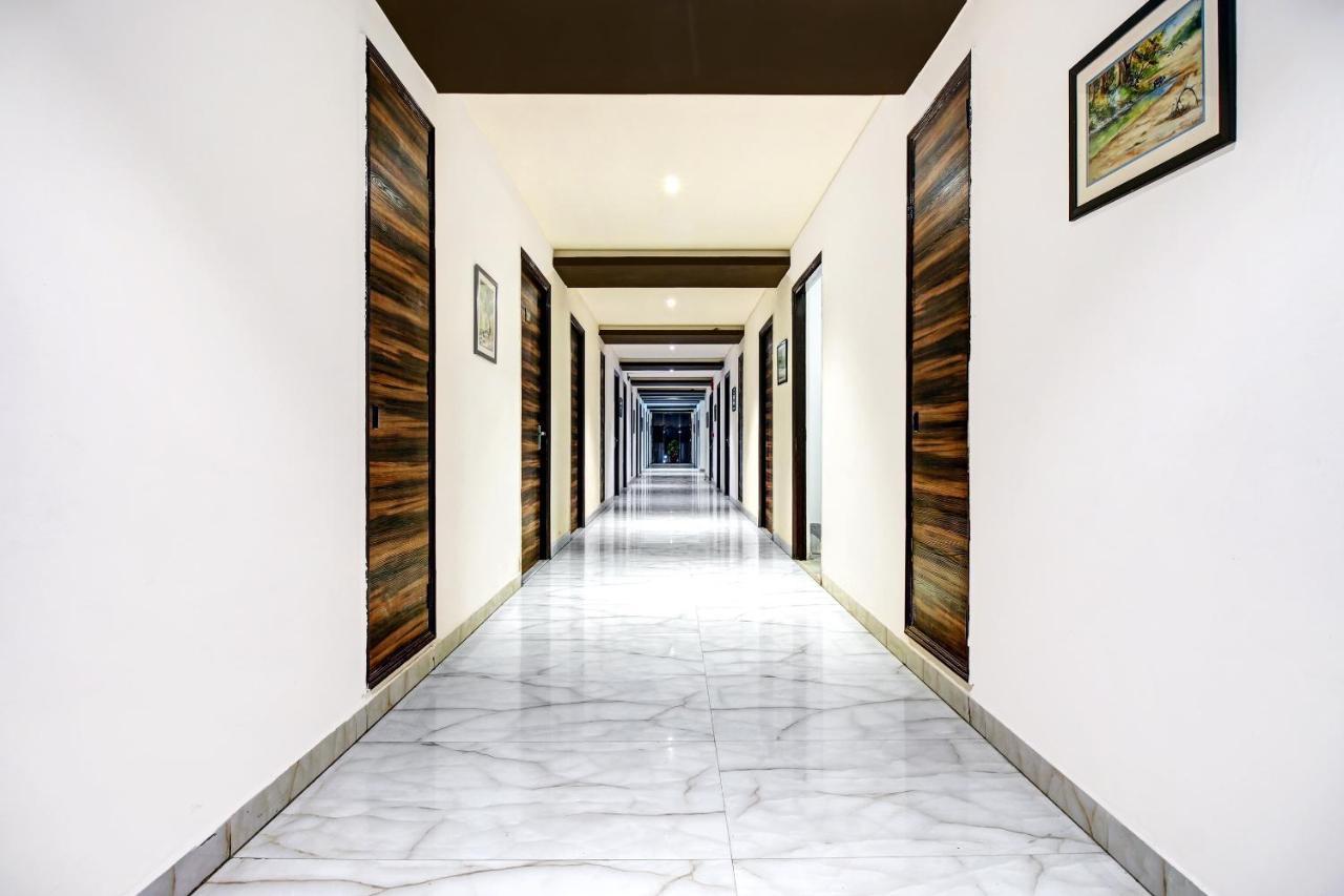 Townhouse Oak 46940 Hotel Vrindavan Sultanpur  Экстерьер фото
